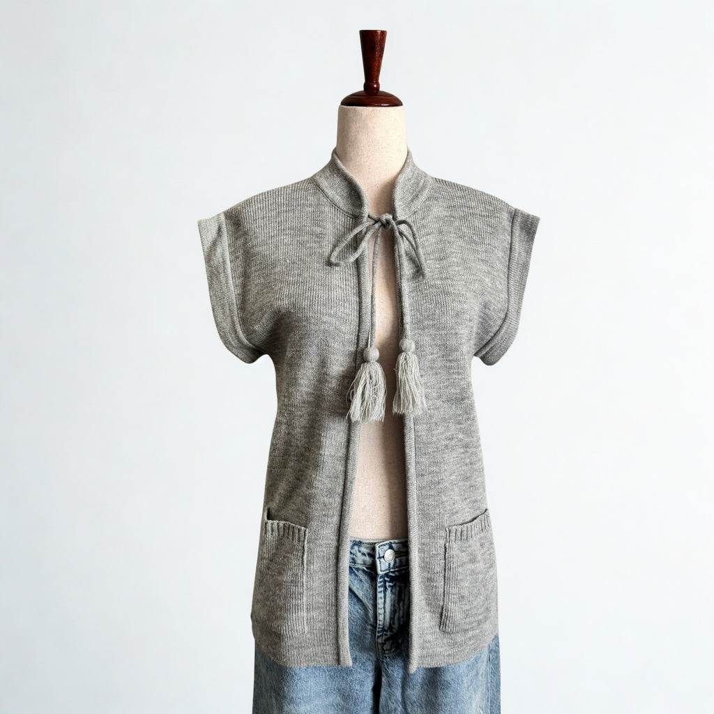 70’s Gray Knit Short Sleeve Tie Collar Cardigan Sweater